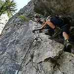 Dreibubenhaus. בקתה *