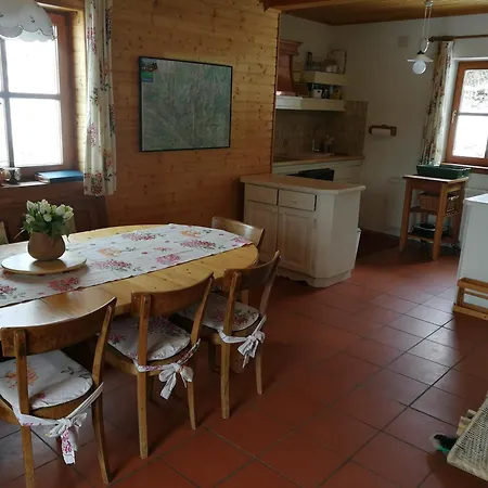 Chalet Dreibubenhaus. Sankt Oswald (Carinthia)